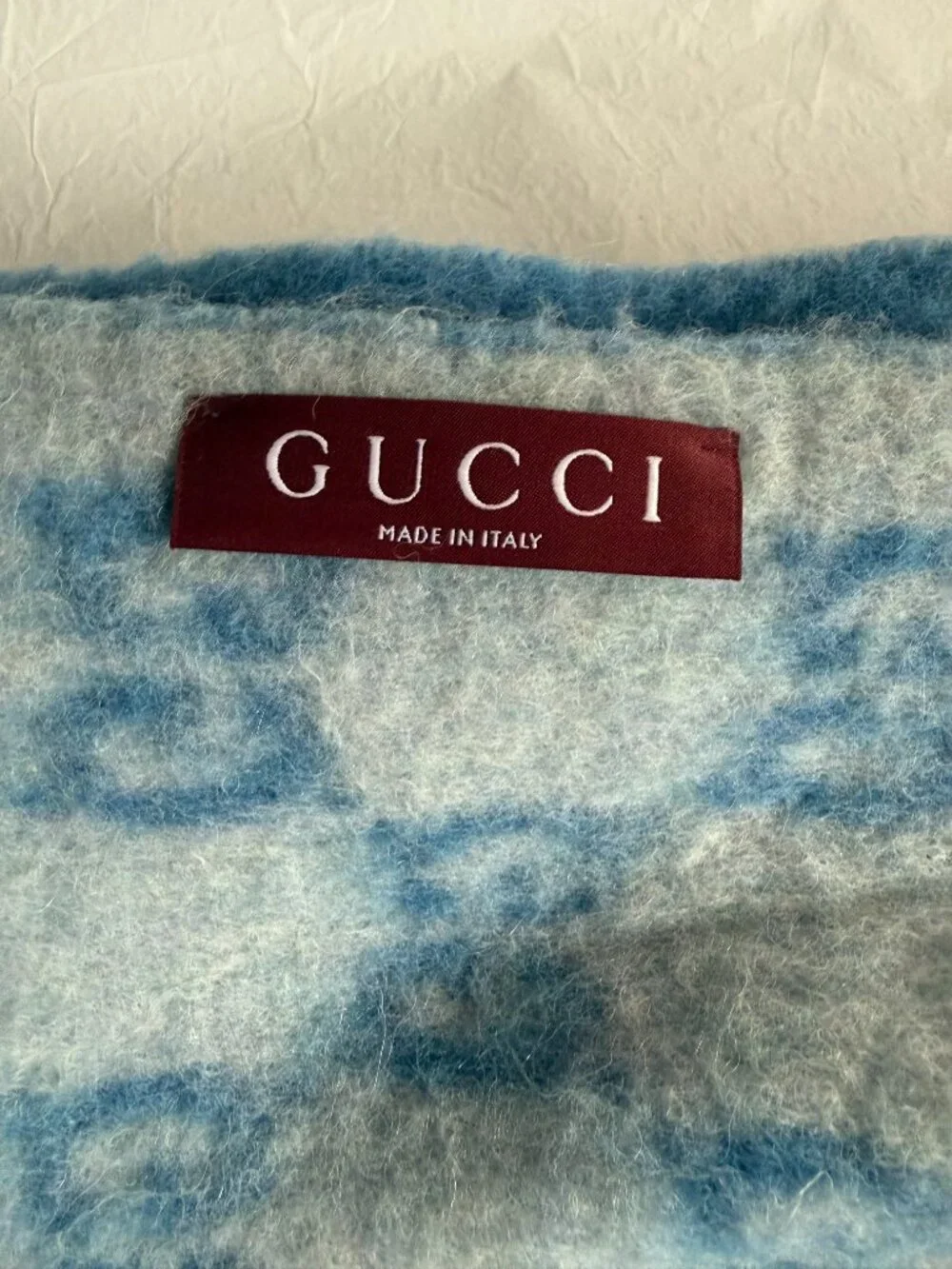 Gucci this scarf